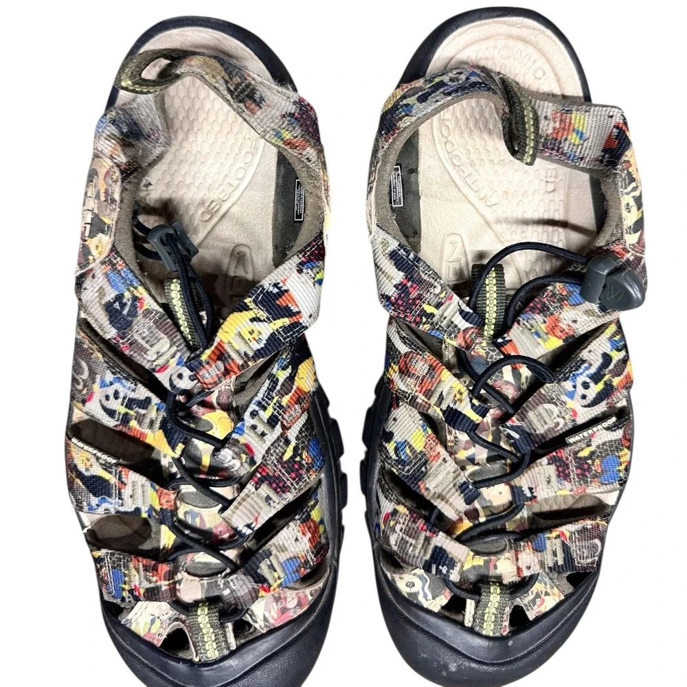 KEEN Newport H2 Water Sandals Multi Color Graphic Print Men Size 10 EU 43 Retro‎